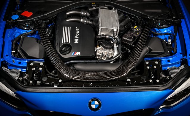 2020-bmw-m2-cs-110-1572965638.jpg